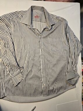 Marcello Men's Black & White Striped Button-Down Shirt - Casual Collared Shirt